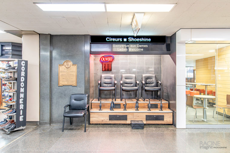 Photographe commercial Montréal Gare Centrale Cireurs Shoeshine